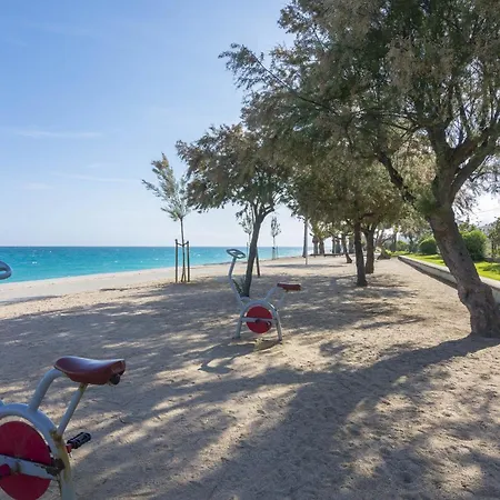Homeholidaysrentals Excellent - Costa Barcelona Apartment